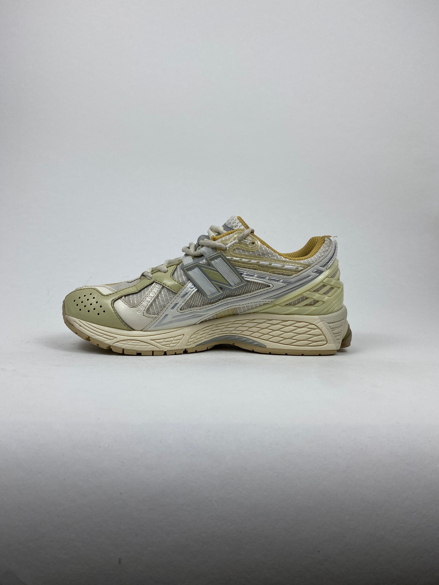 New Balance 1906R Lunar New Year White (Taille 40)