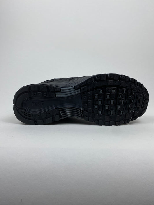 Nike P-6000 Premium Triple Black (Taille 40)