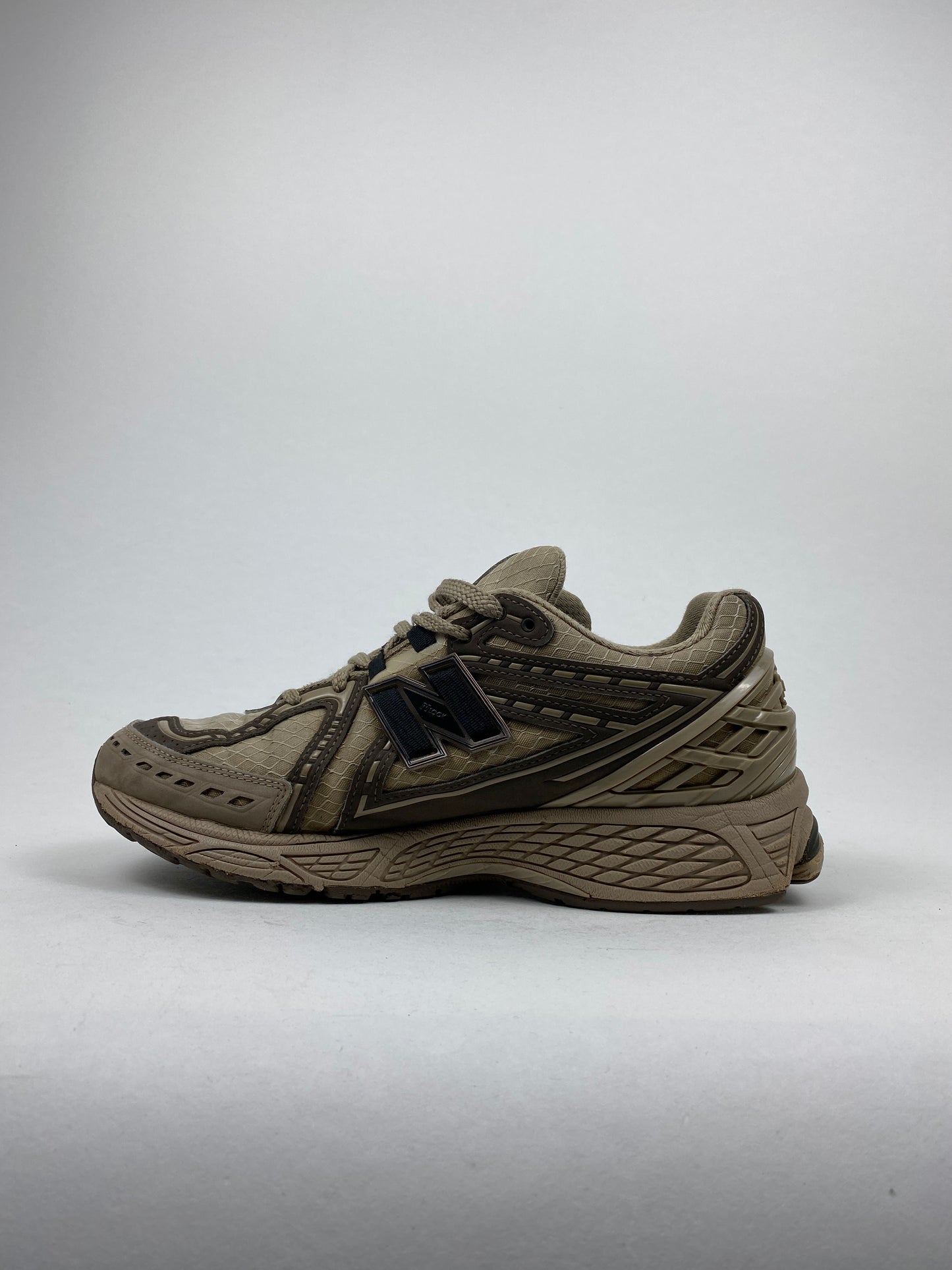 New Balance 1906R Cordura Brown Black (Taille 41,5)