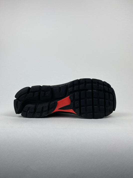 Nike Zoom Vomero 5 Black Metallic University Red (Taille 46)