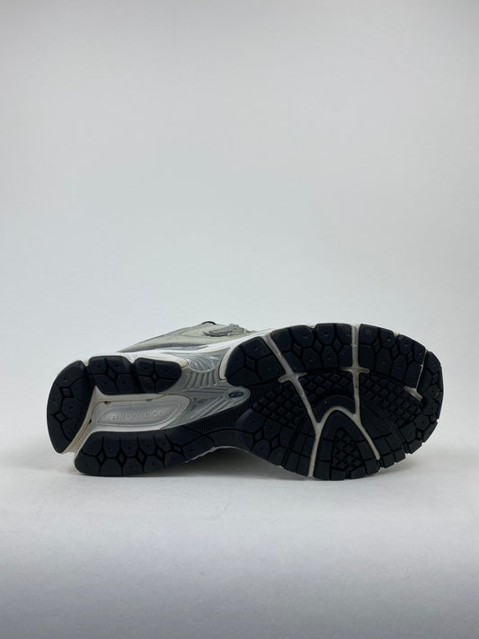 New Balance 2002R Light Dark Grey (Taille 42)