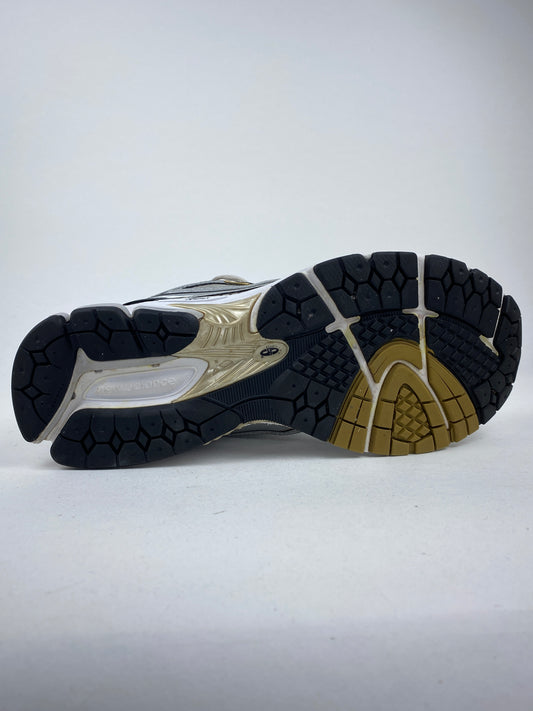 New Balance 1906R White Metallic Gold ( Taille 44,5 )