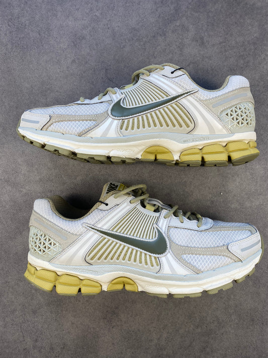 Nike Zoom Vomero 5 SP Light Bone Neutral Olive