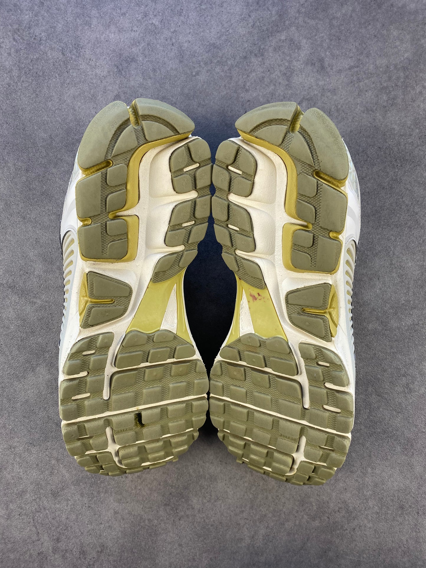 Nike Zoom Vomero 5 SP Light Bone Neutral Olive