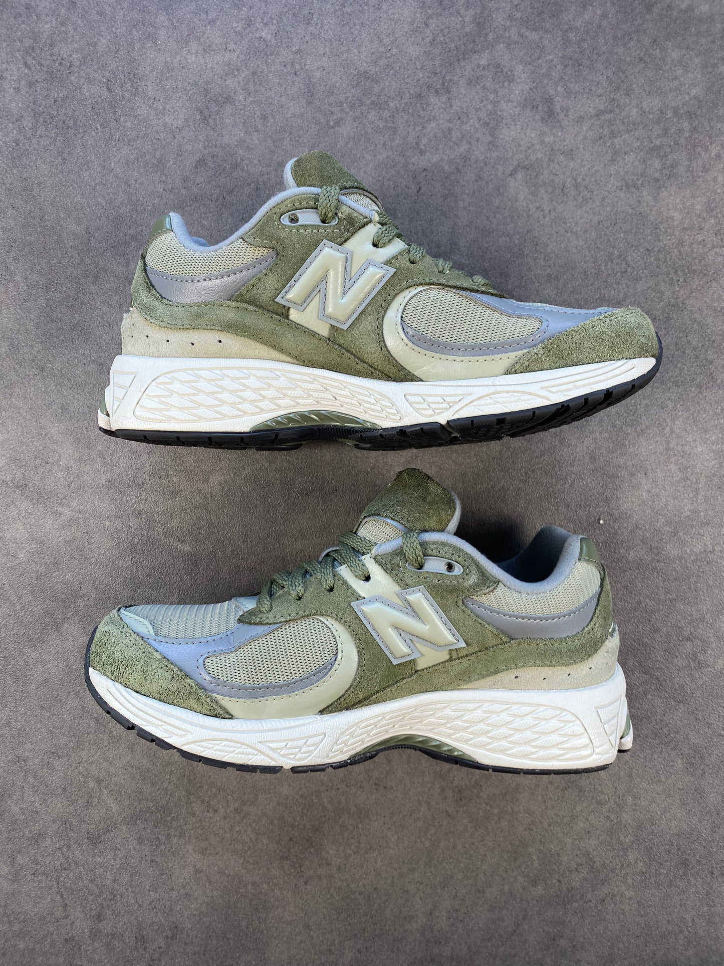 New Balance 2002R Dark Olivine
