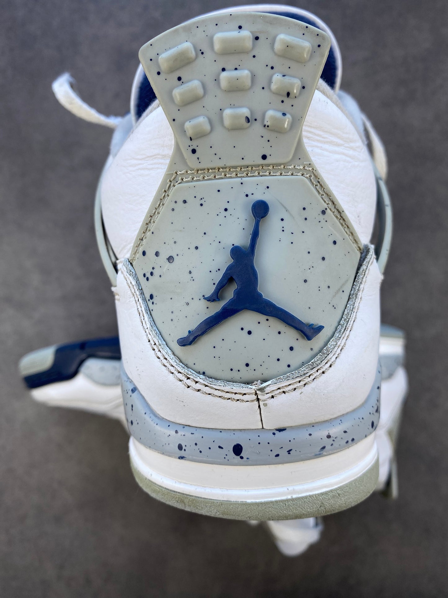 Jordan 4 Retro Midnight Navy