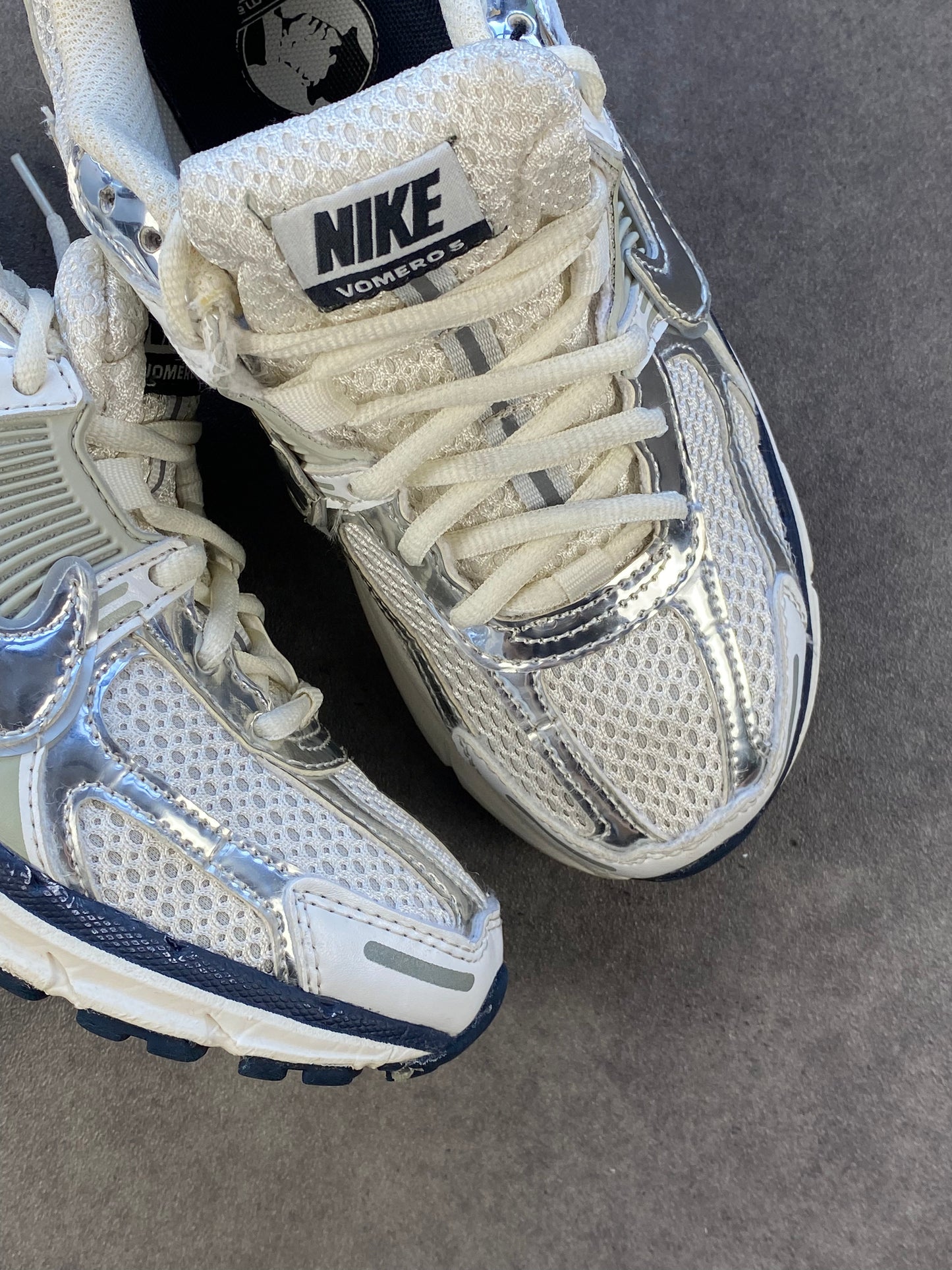 Nike Zoom Vomero 5 Photon Dust