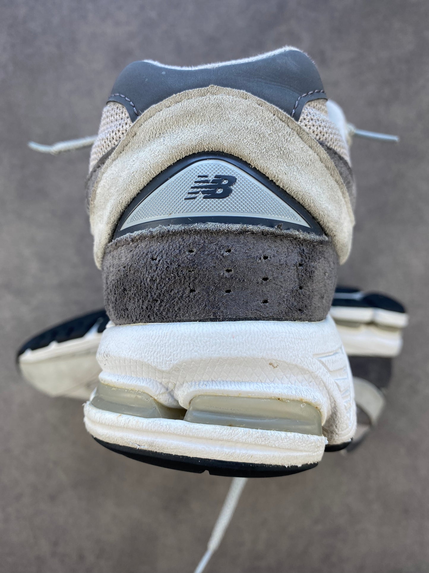 New Balance 2002R Light Dark Grey