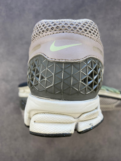 Nike Zoom Vomero 5 Cobblestone Flat Pewter