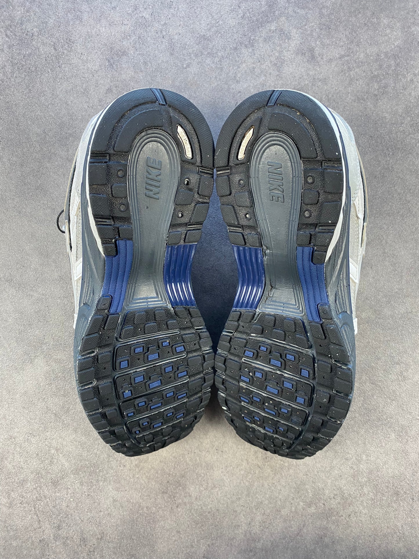 Nike P-6000 Photon Dust Anthracite