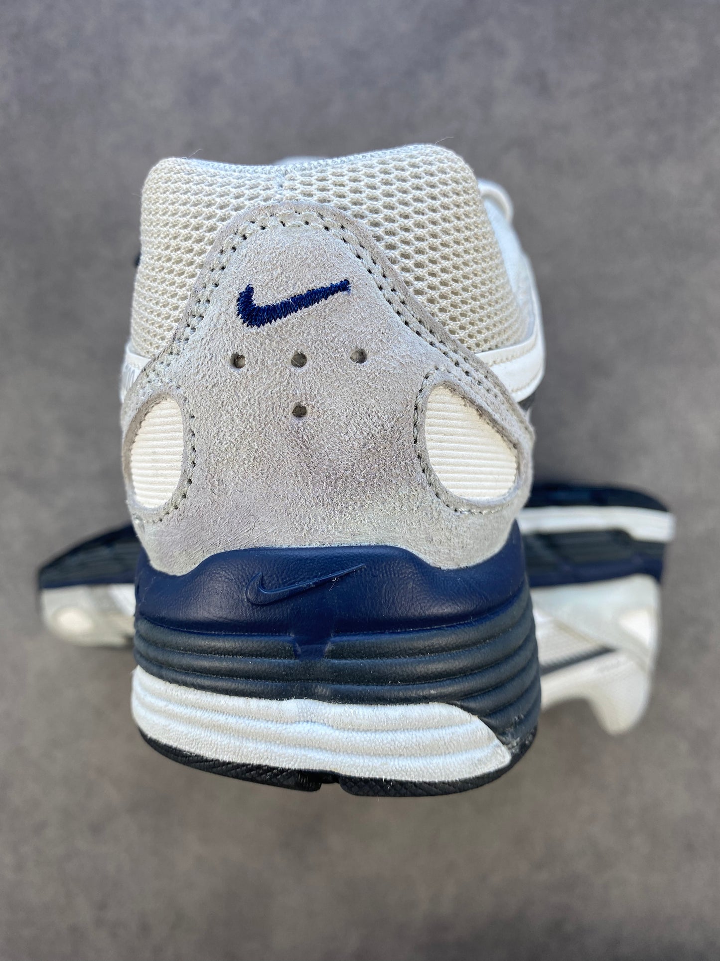 Nike P-6000 Photon Dust Anthracite