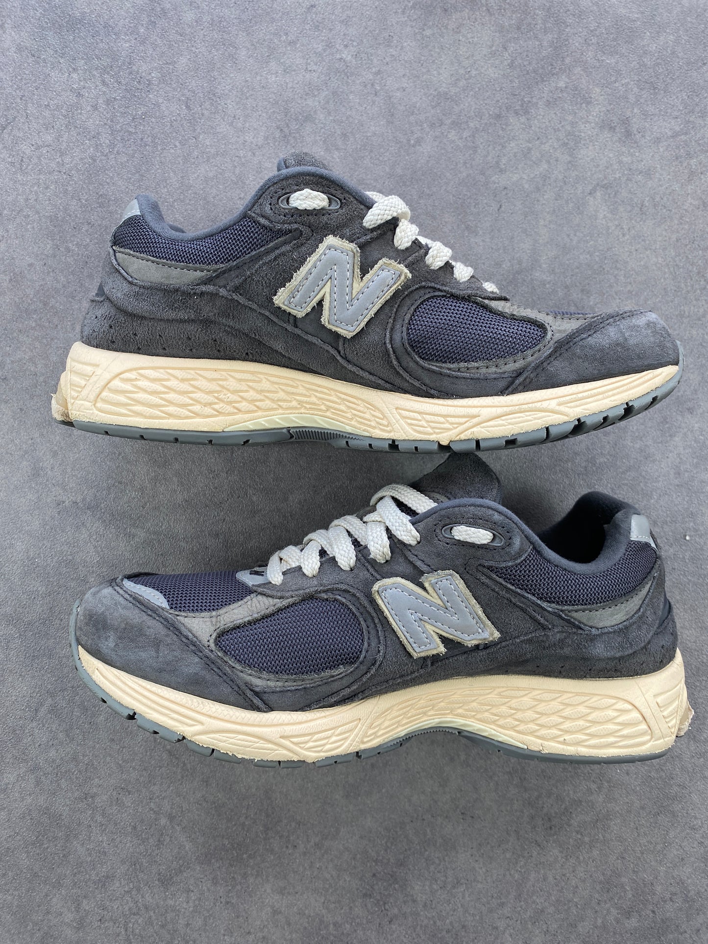New Balance 2002R Black Dark Grey
