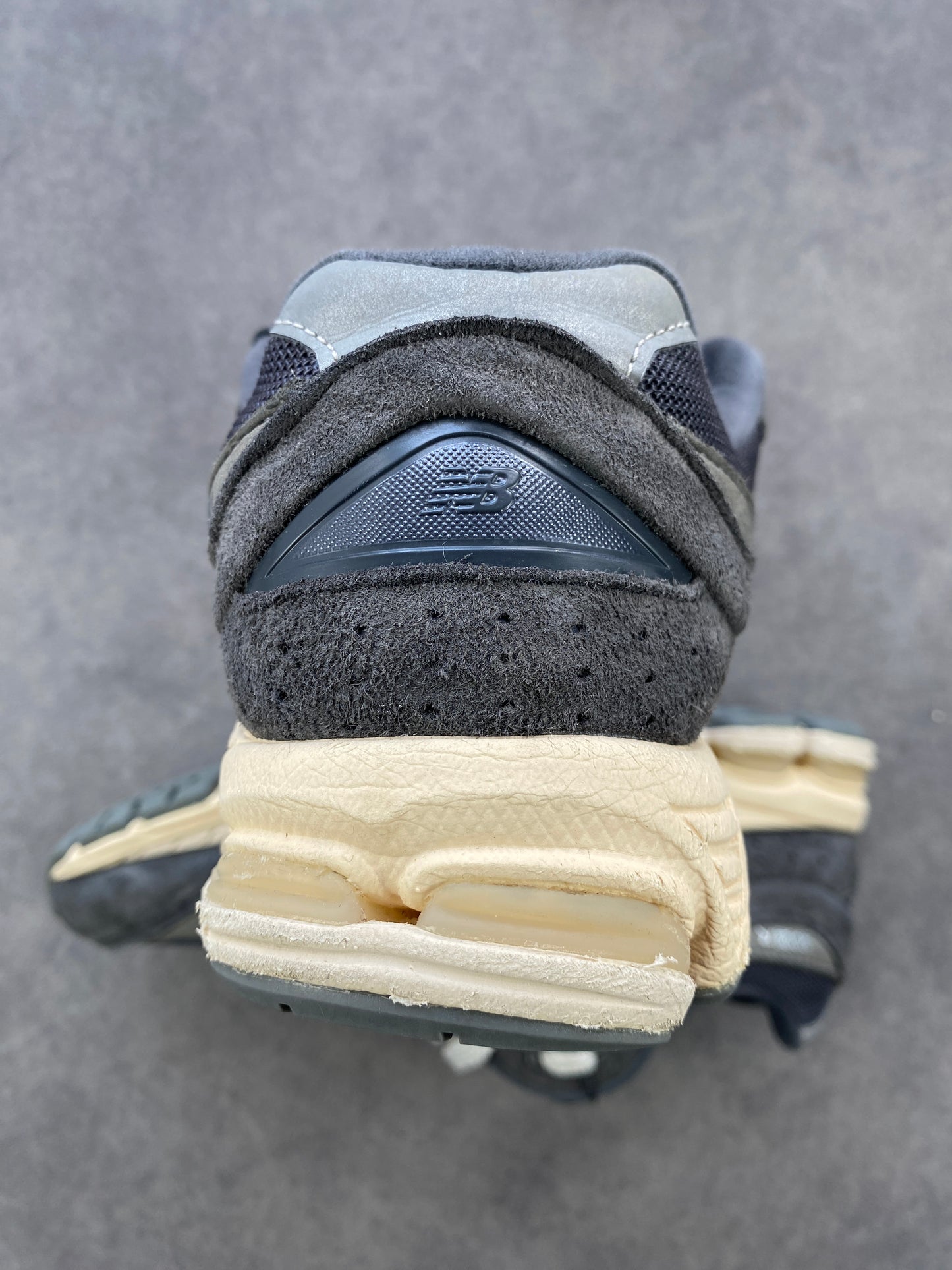 New Balance 2002R Black Dark Grey