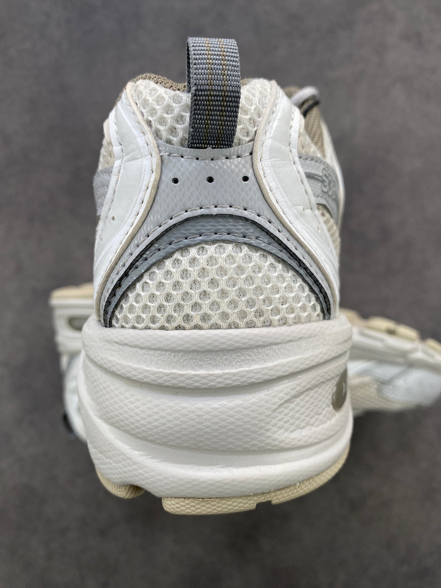 New Balance 530 Grey Matter Moonbeam