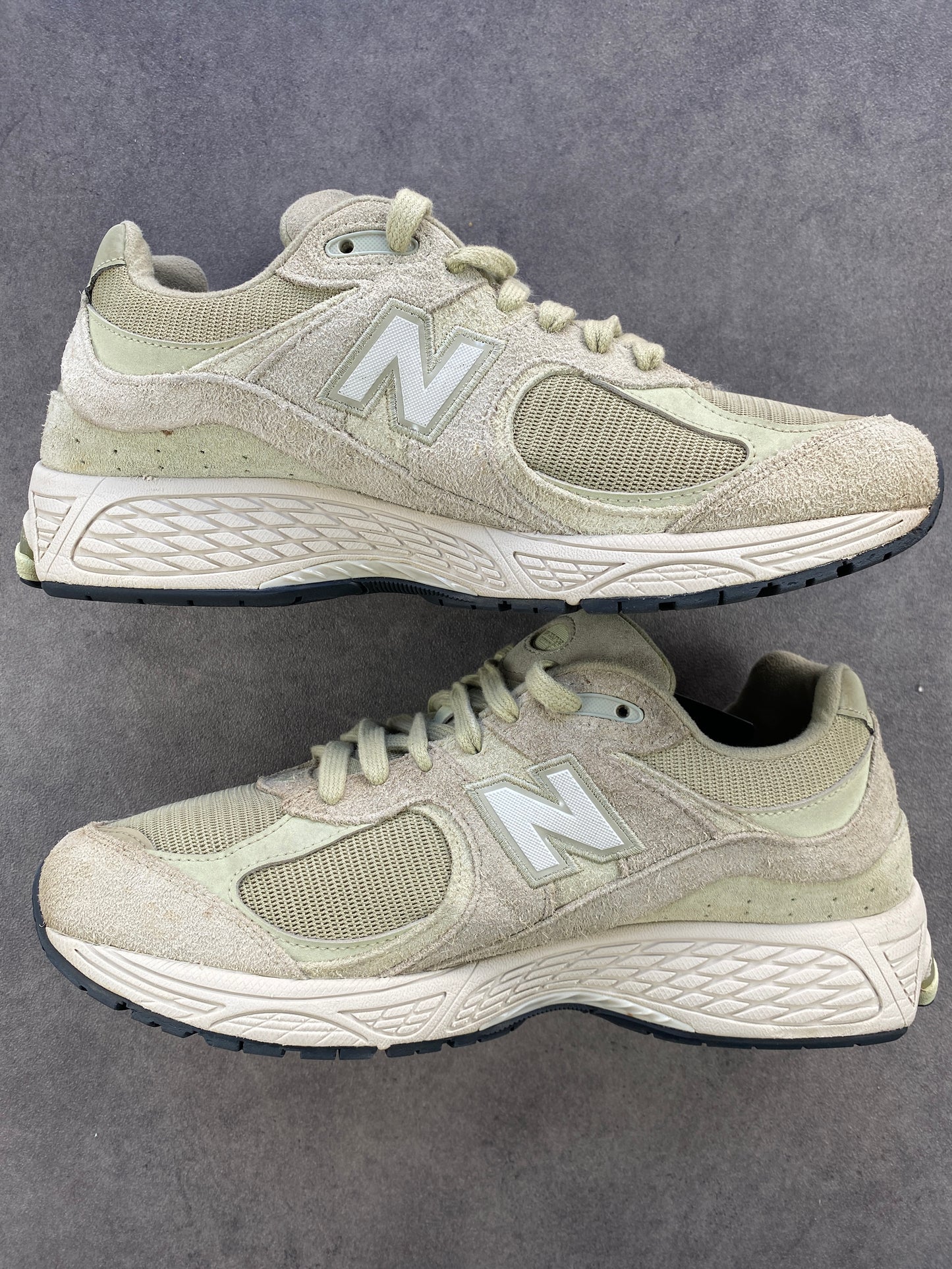 Asos Exclusive New Balance 2002R Light Green