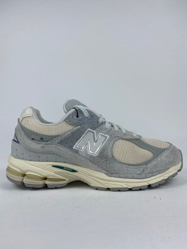 New Balance 2002R Linen