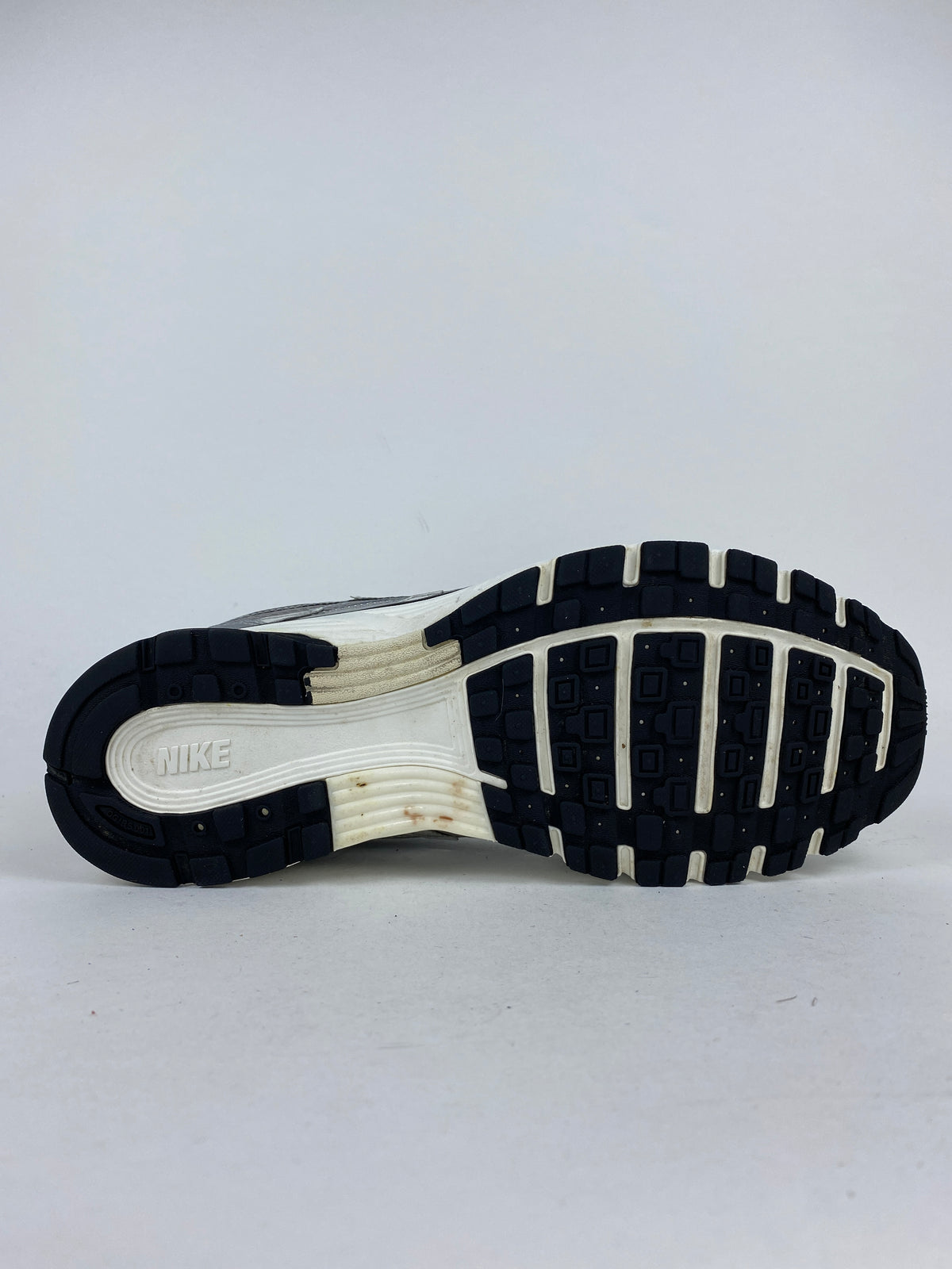 Nike p-6000 Metallic Silver (Taille 46)