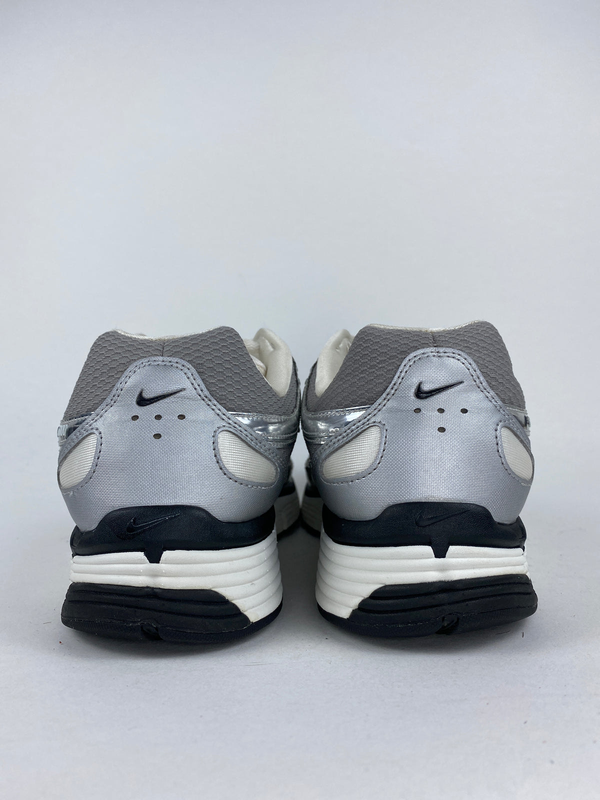 Nike p-6000 Metallic Silver (Taille 46)