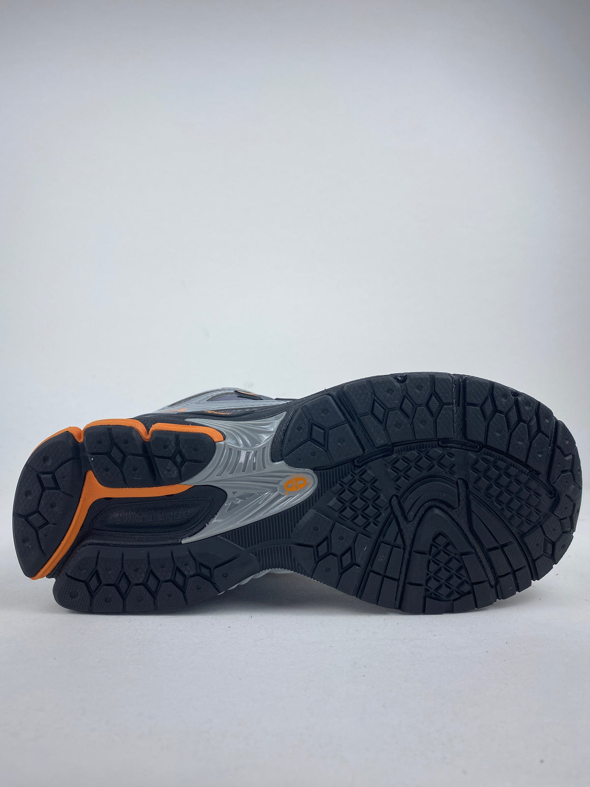 New Balance 1906R Grey Orange (Taille 38)