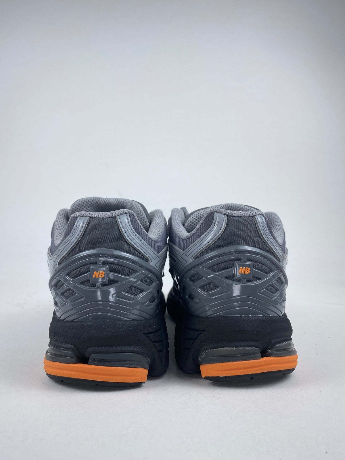 New Balance 1906R Grey Orange (Taille 38)
