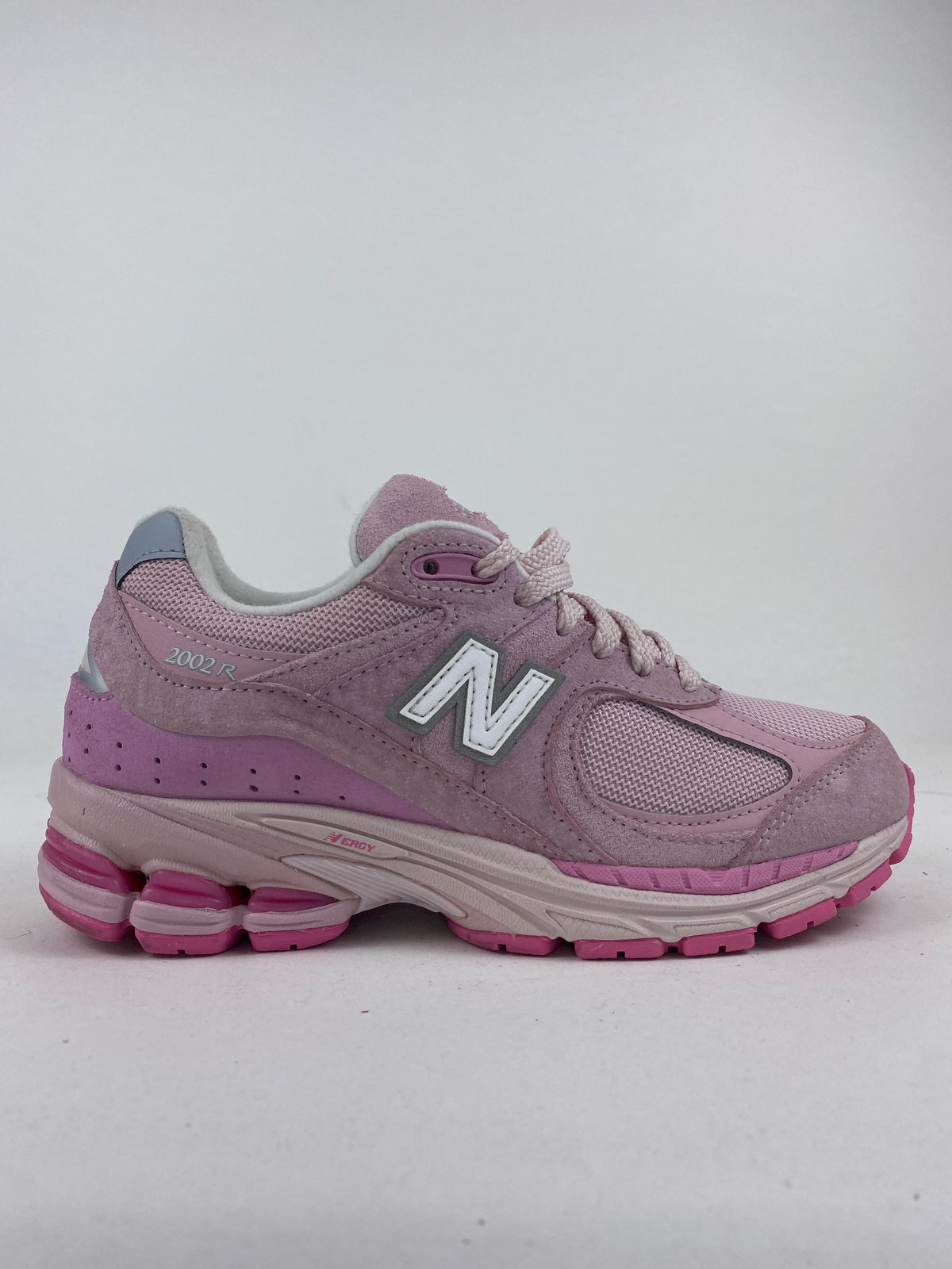 New Balance 2002R Rose (Taille 36)
