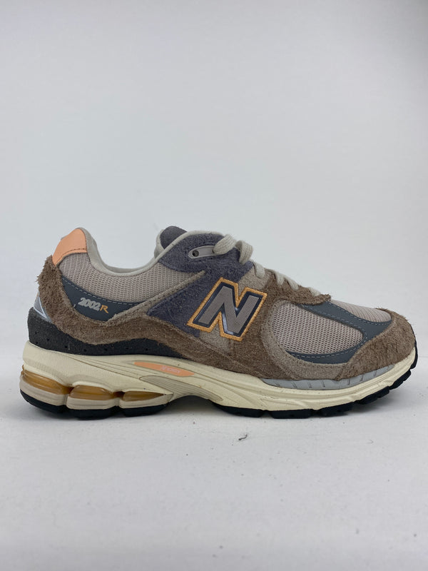 New Balance 2002R Mushroom Hazy Peach