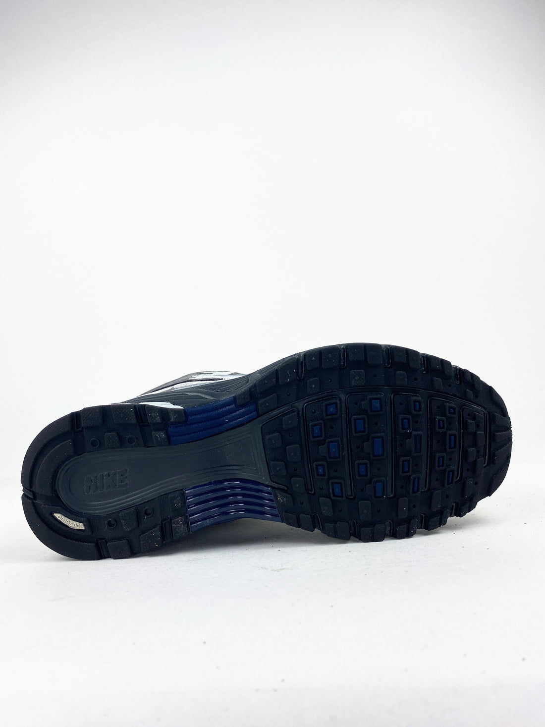 Nike P-6000 Photon Dust Anthracite