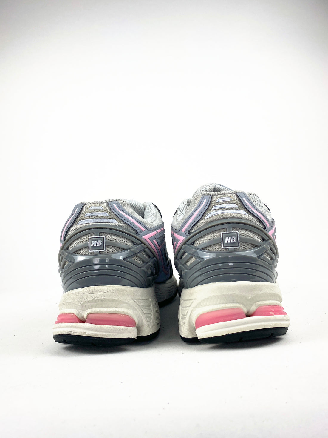 New Balance 1906R Grey Lily Pink