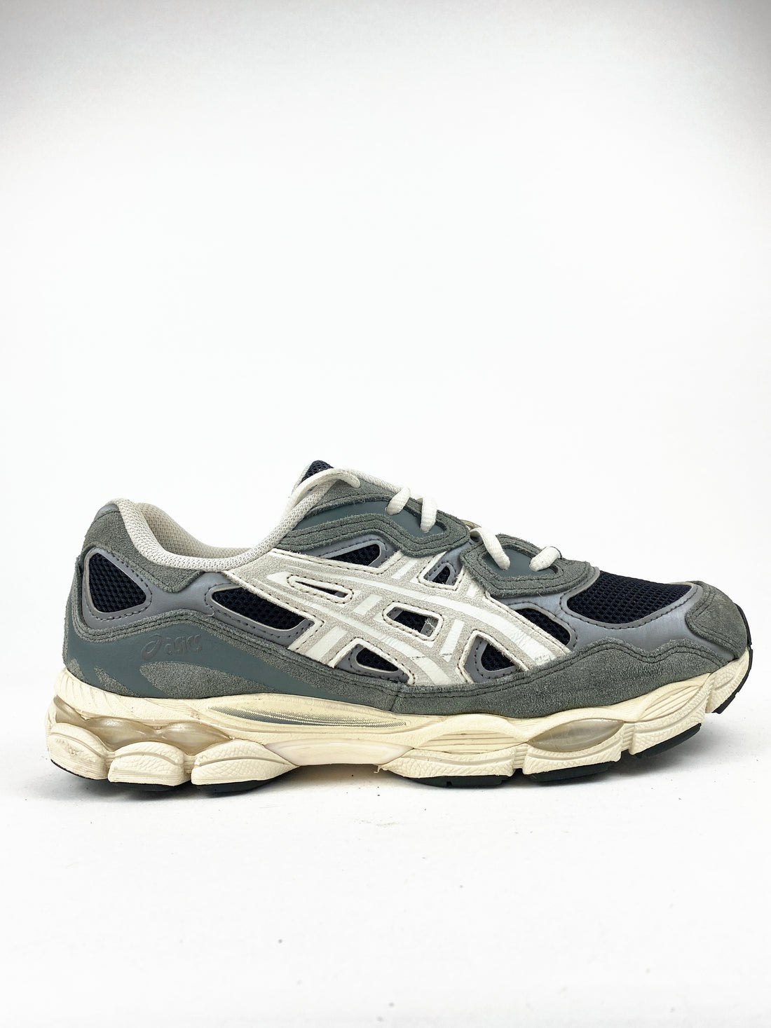 ASICS Gel-NYC Graphite Grey Smoke Grey