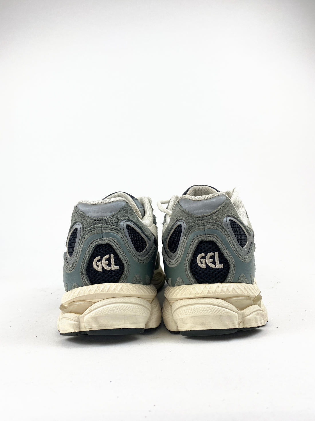 ASICS Gel-NYC Graphite Grey Smoke Grey