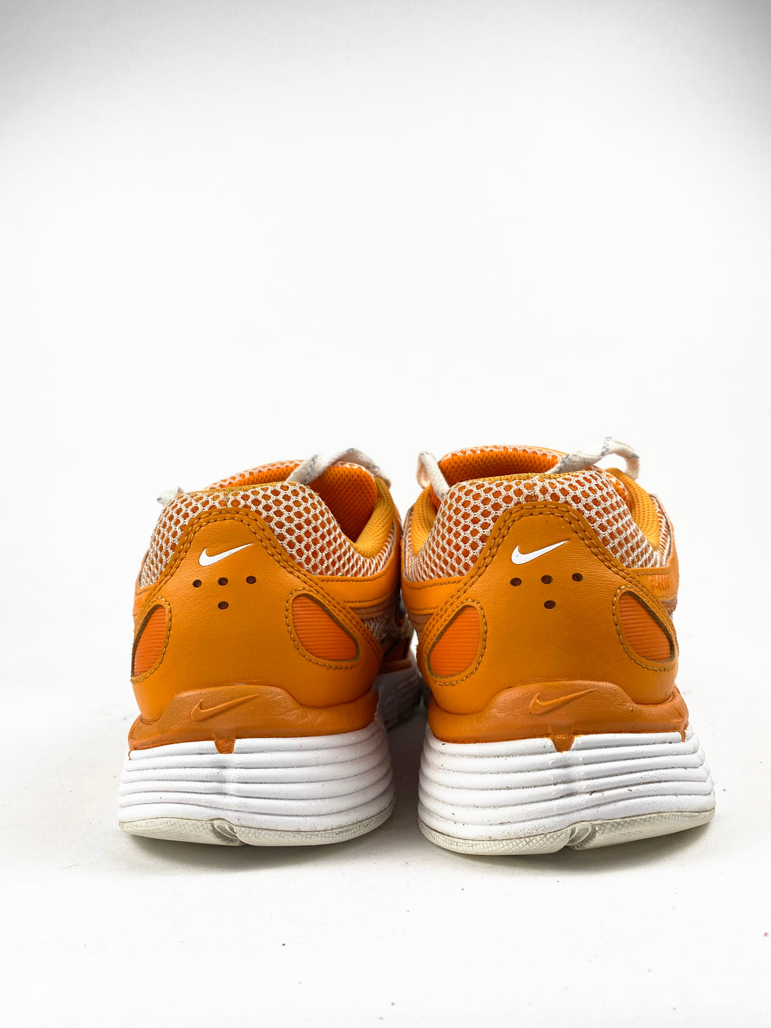 Nike P-6000 Premium Kumquat