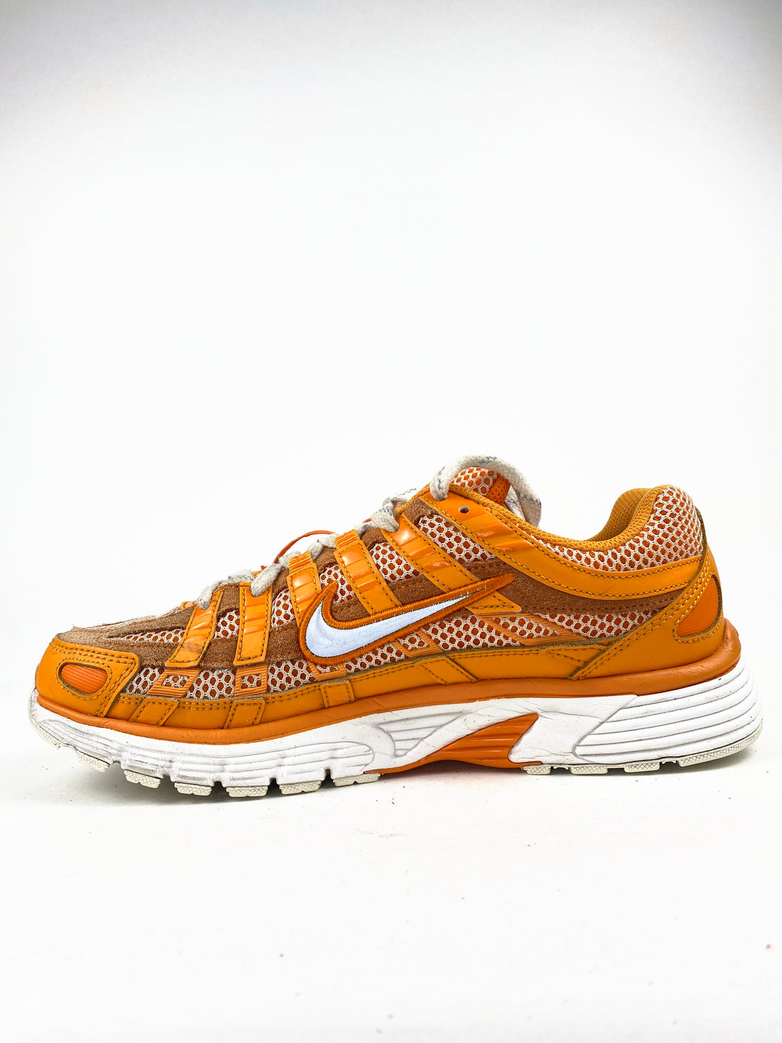 Nike P-6000 Premium Kumquat