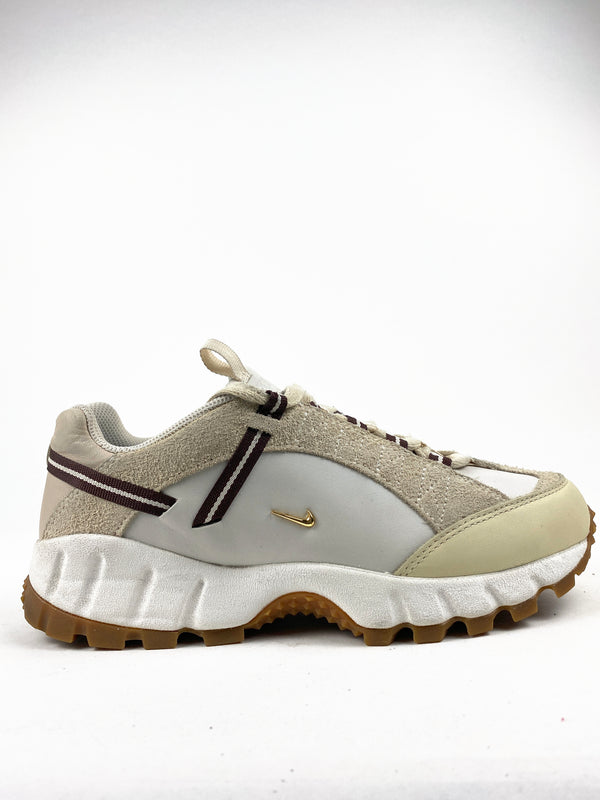 Nike Air Humara LX Jacquemus Light Bone Gold