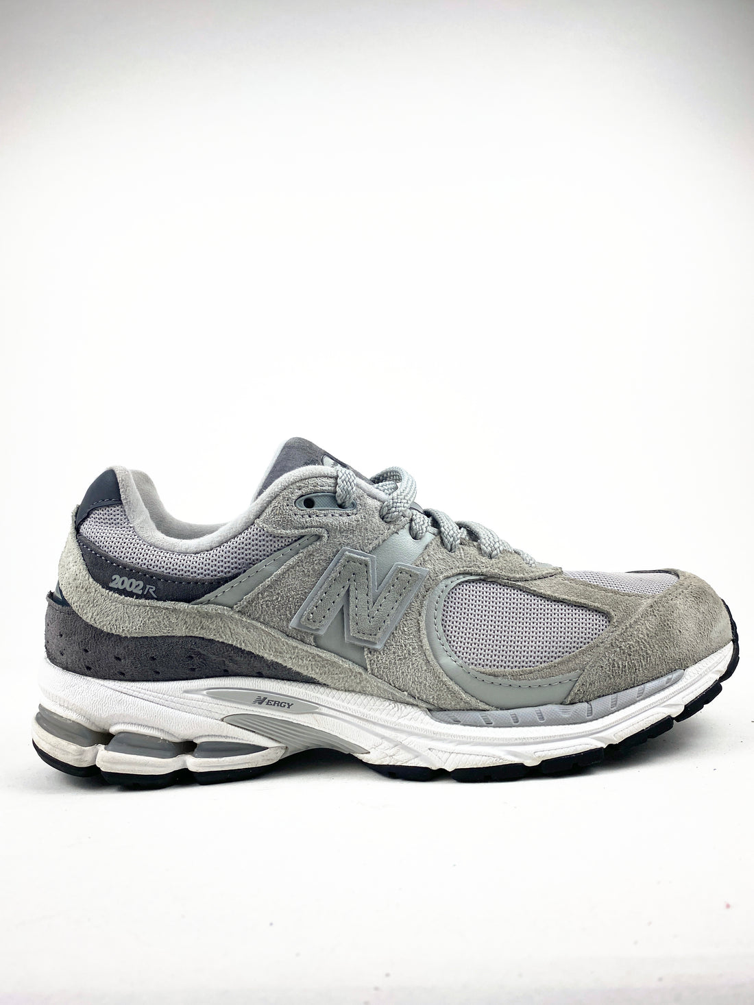 New Balance 2002R Light Dark Grey
