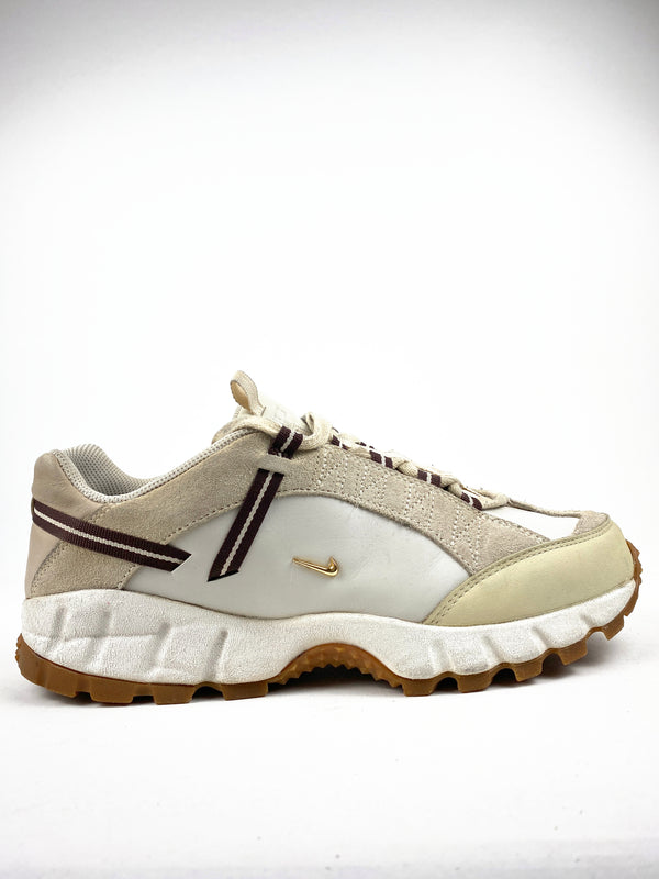 Nike Air Humara LX Jacquemus Light Bone Gold