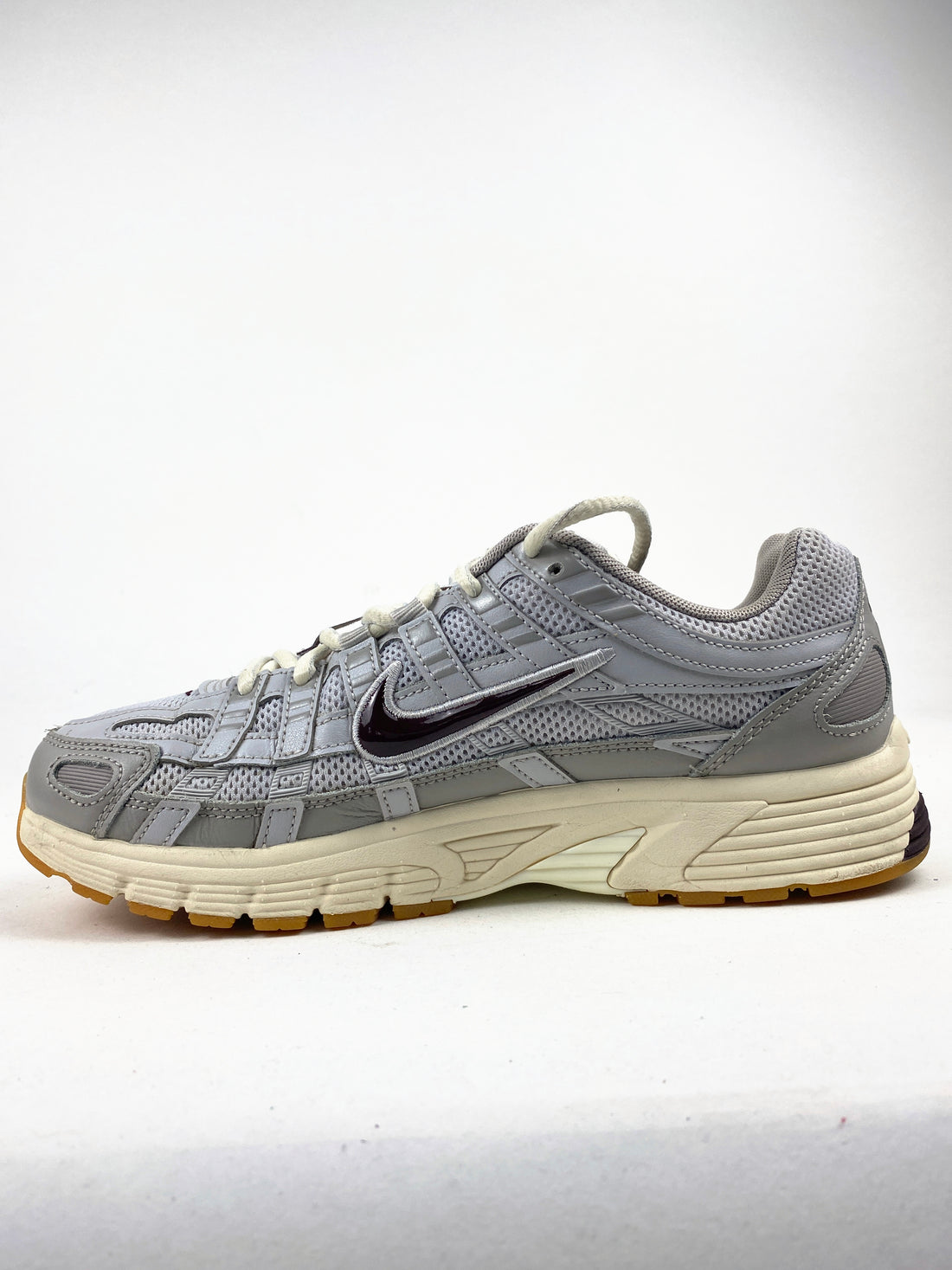 Nike P-6000 College Grey Burgundy Crush