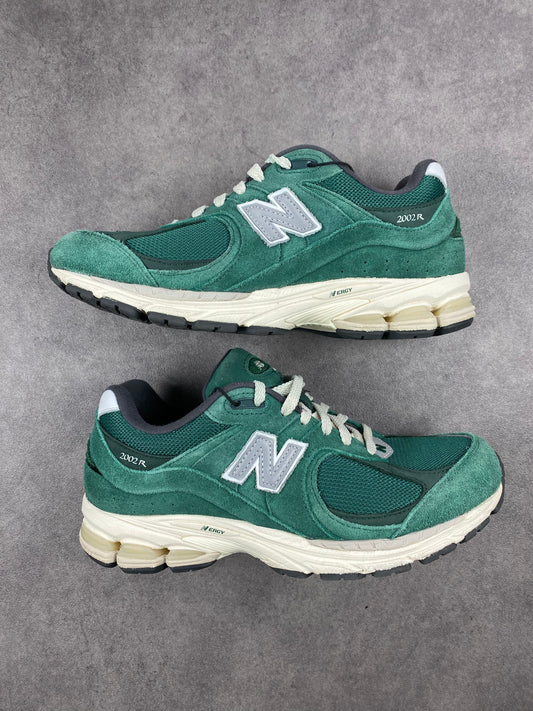 New Balance 2002R Nightwatch Green