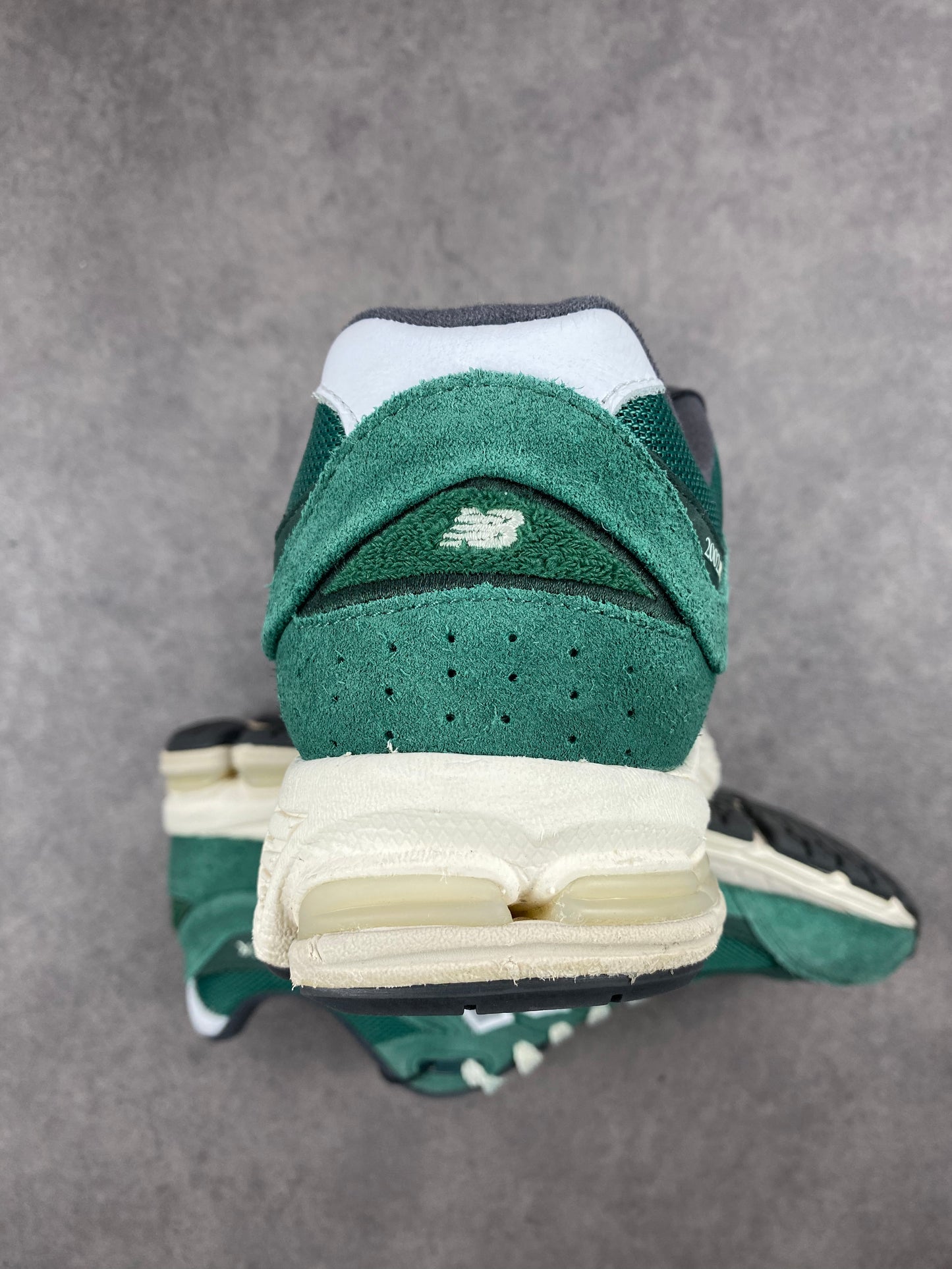 New Balance 2002R Nightwatch Green