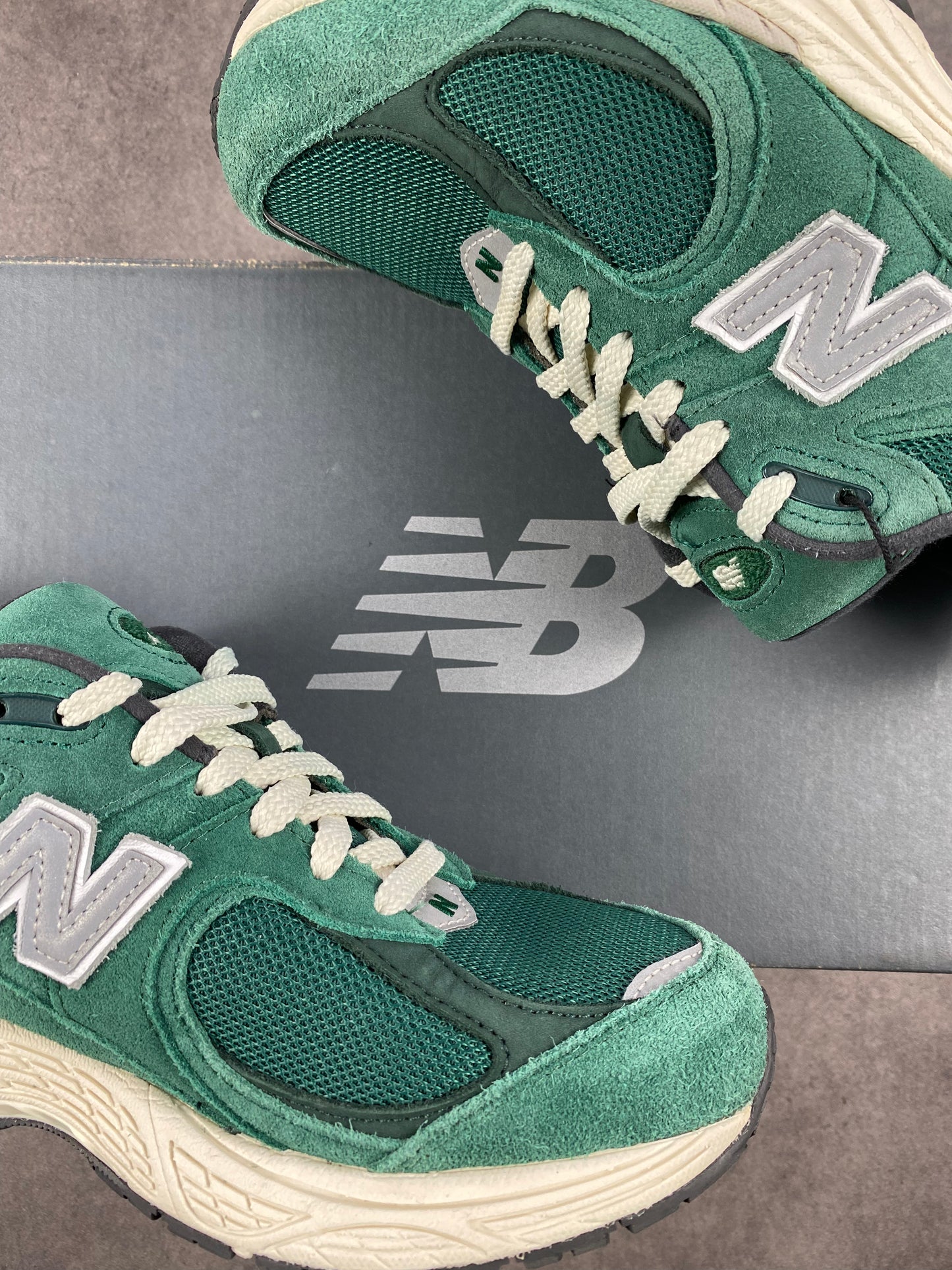 New Balance 2002R Nightwatch Green