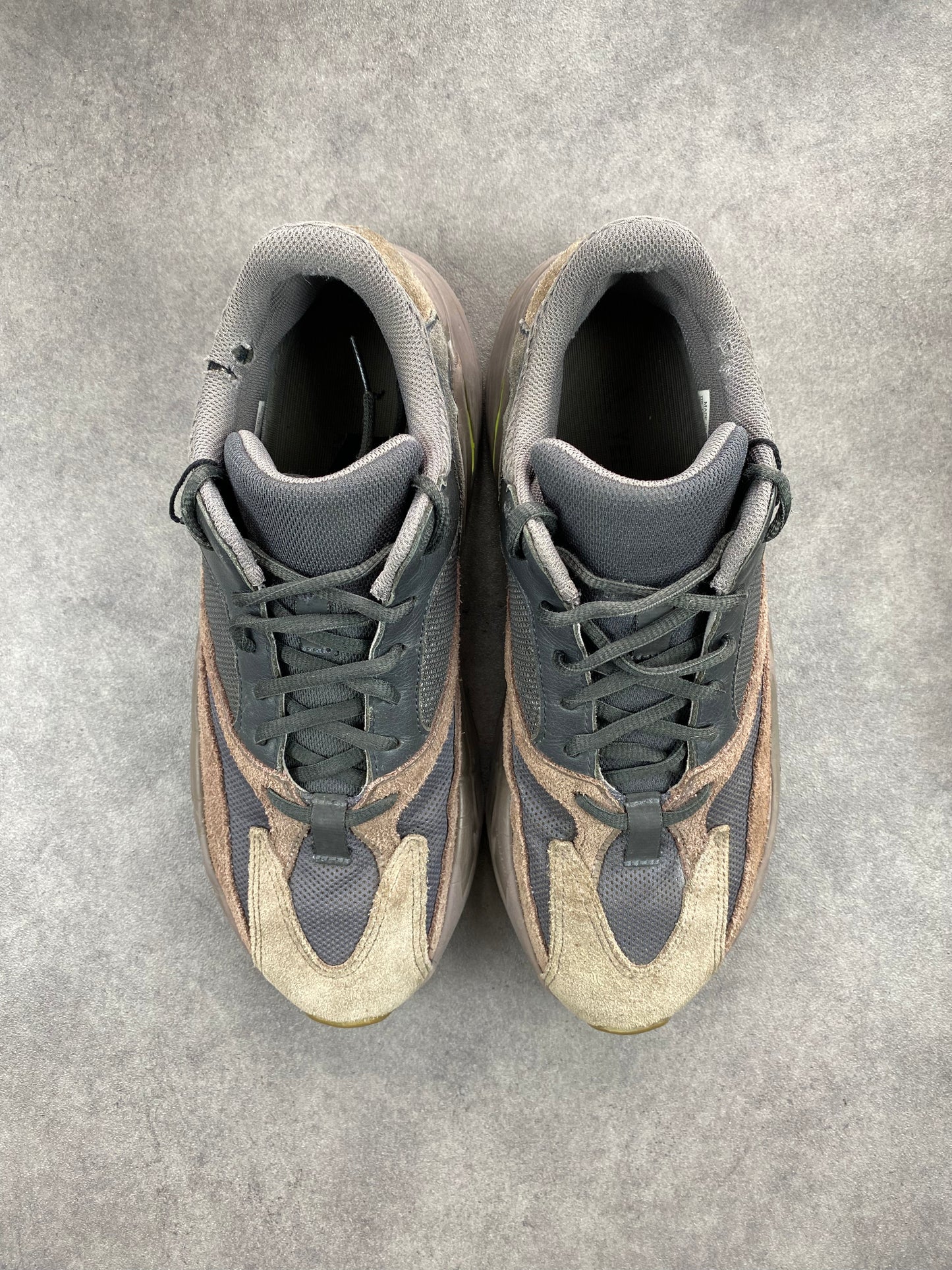 Adidas Yeezy Boost 700 Mauve