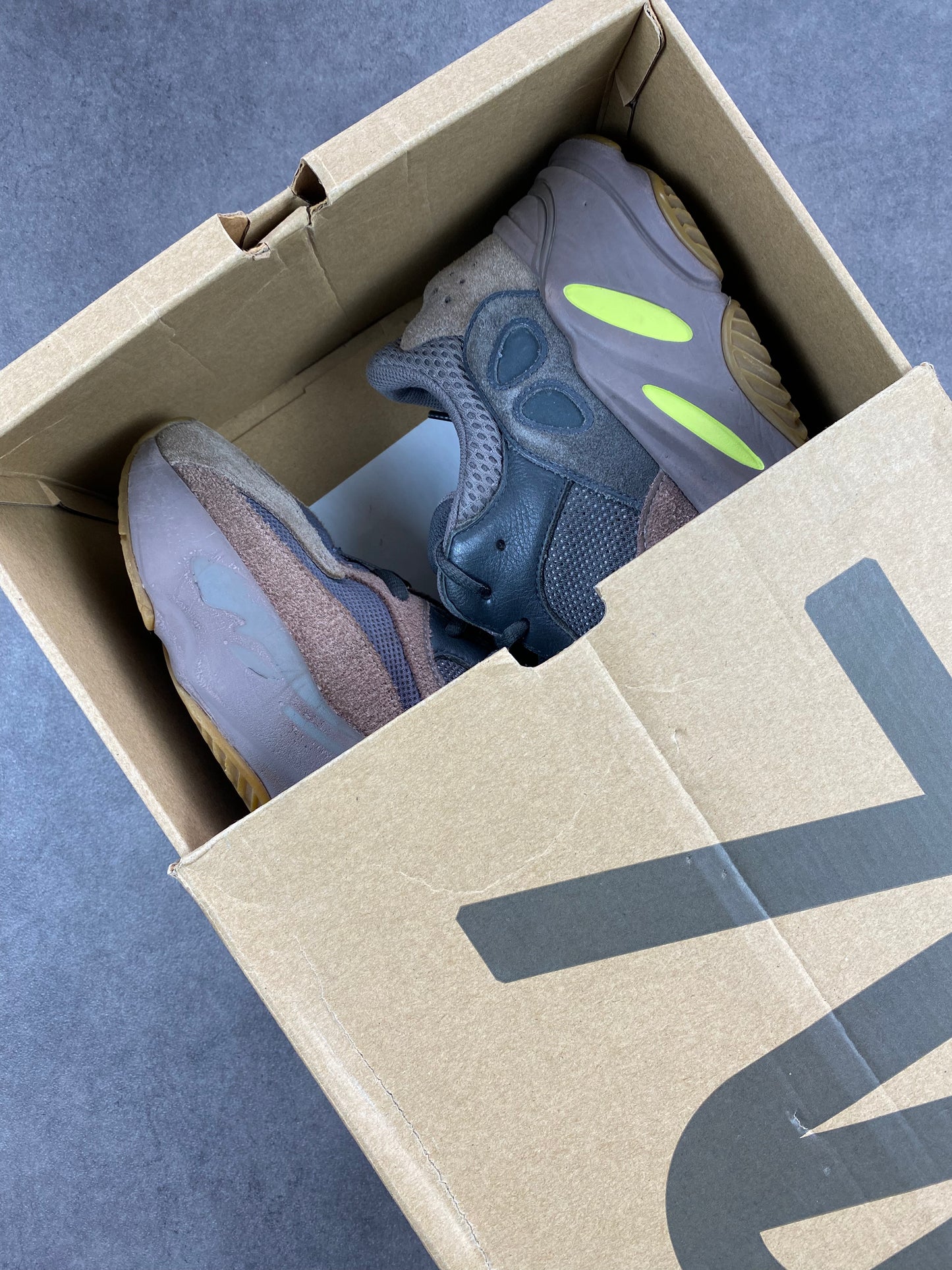 Adidas Yeezy Boost 700 Mauve