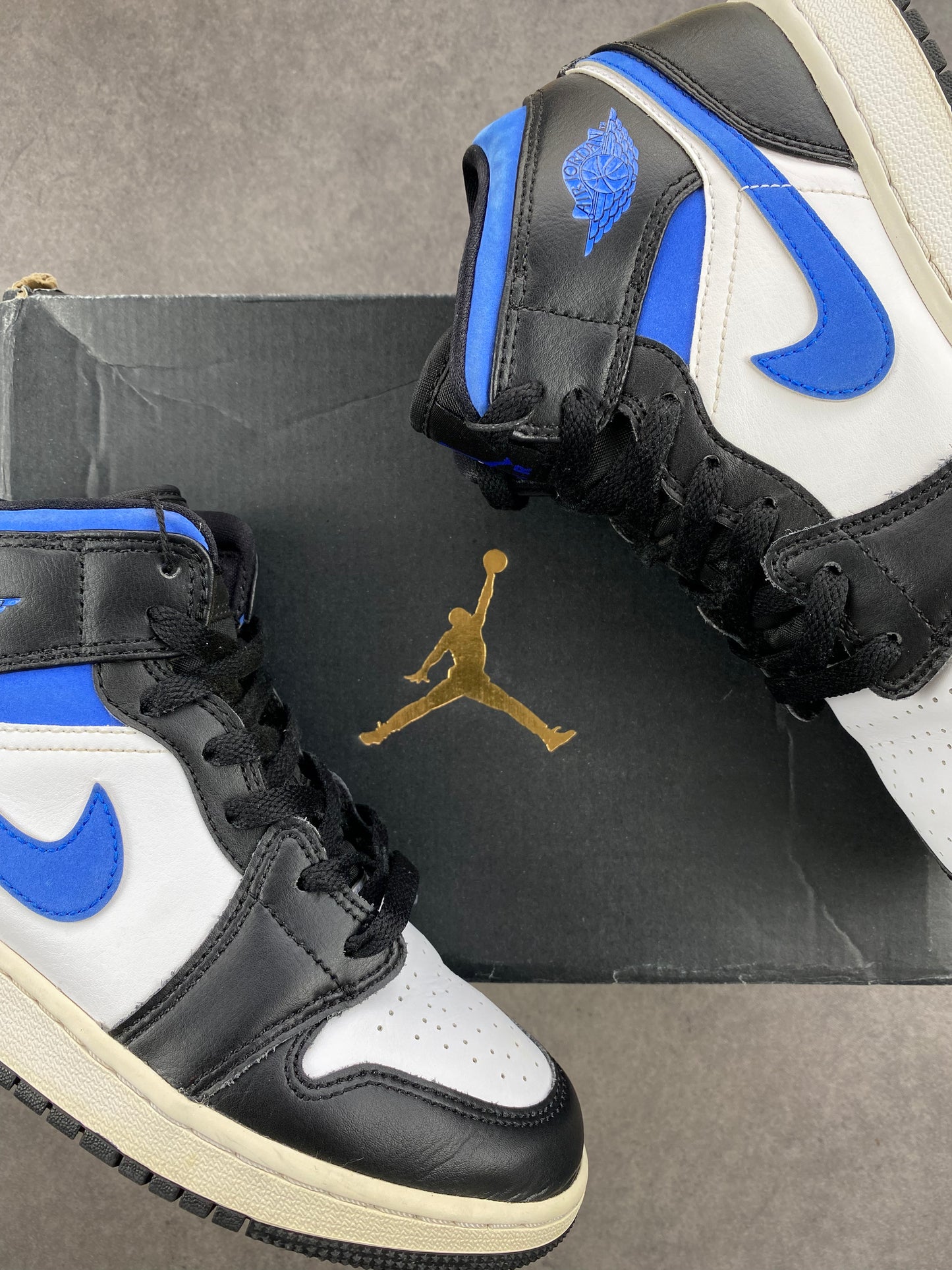 Jordan 1 Mid White Black Racer Blue (GS)