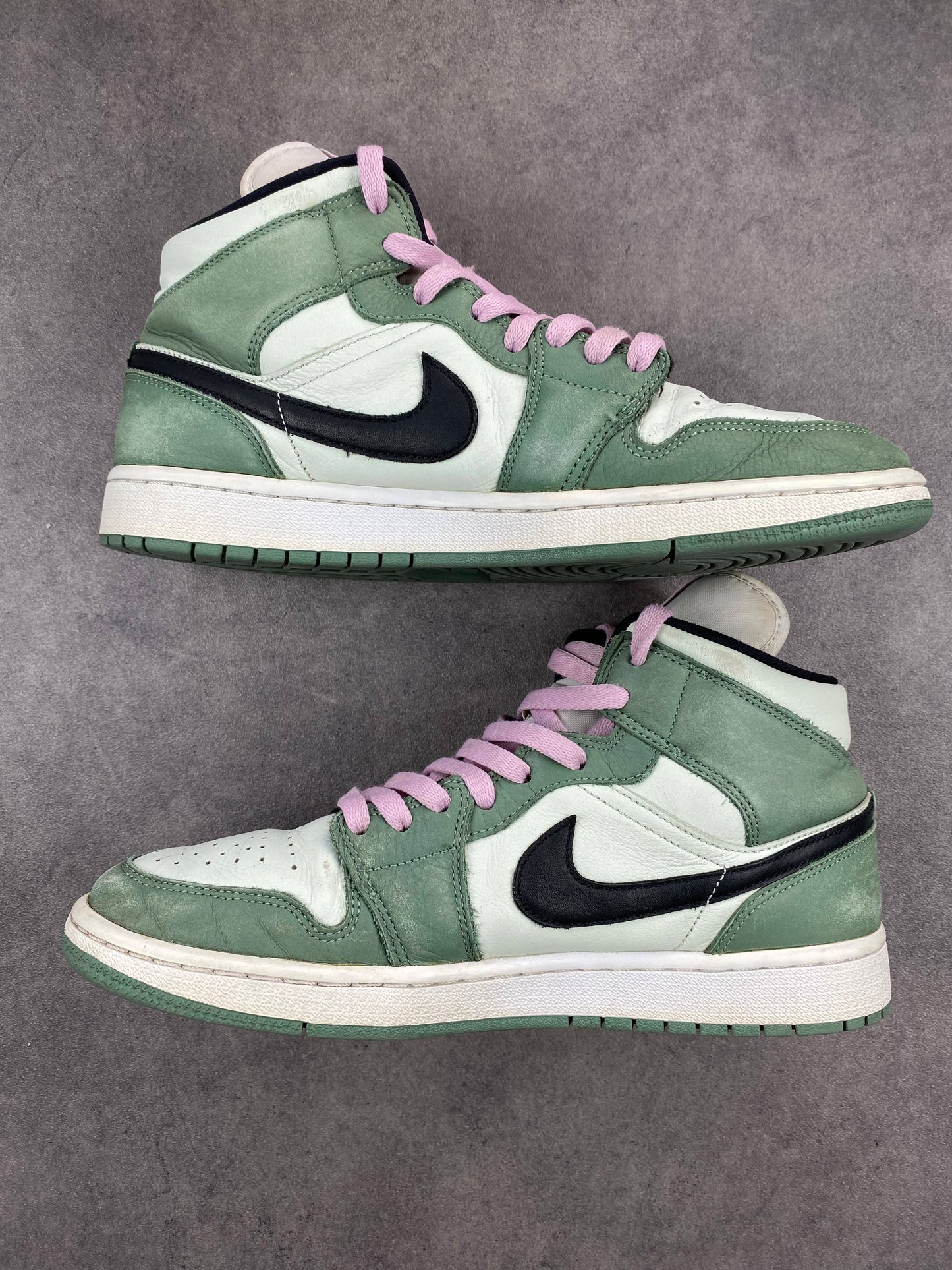 Jordan 1 Mid Dutch Green (W)