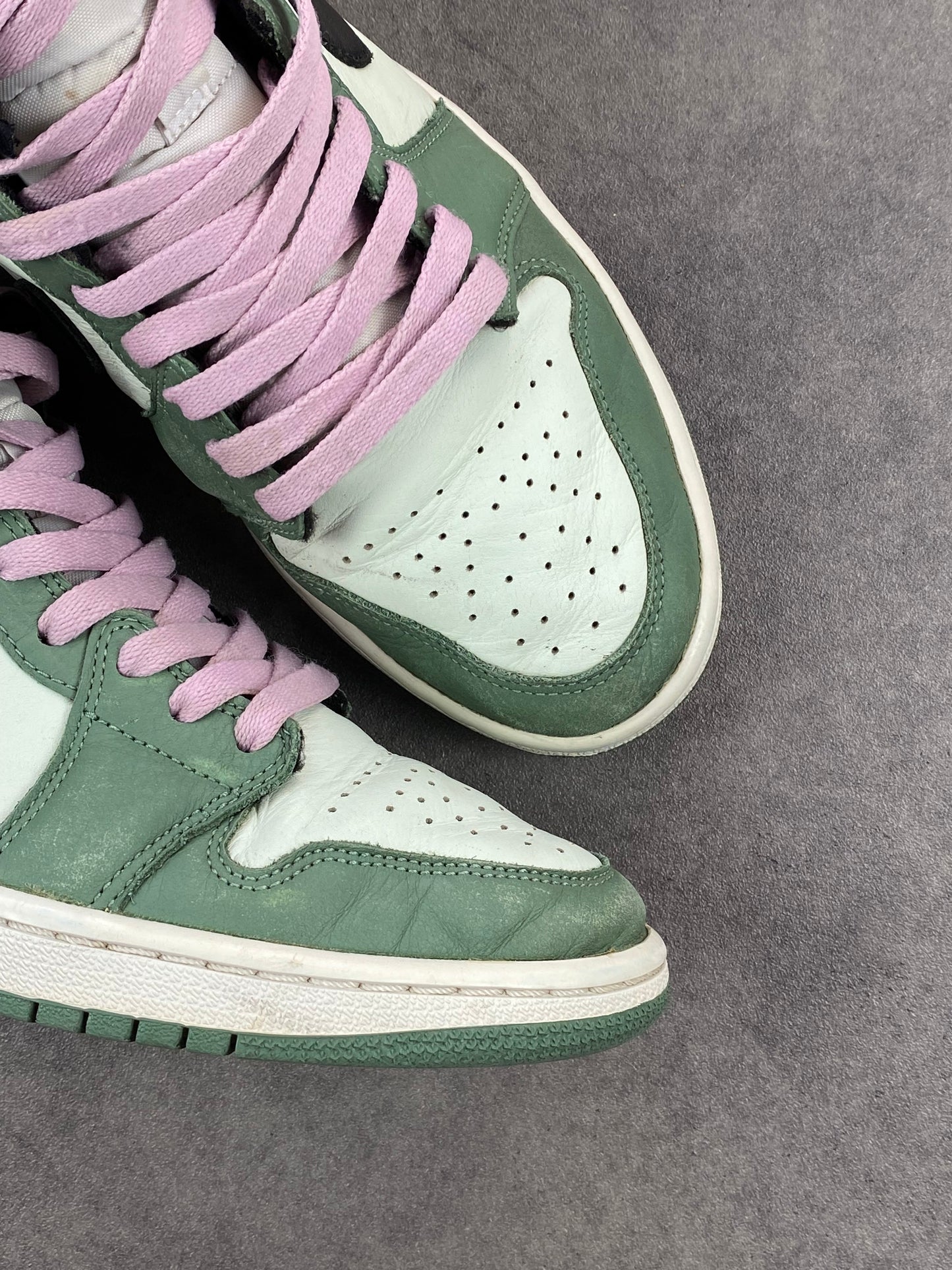 Jordan 1 Mid Dutch Green (W)