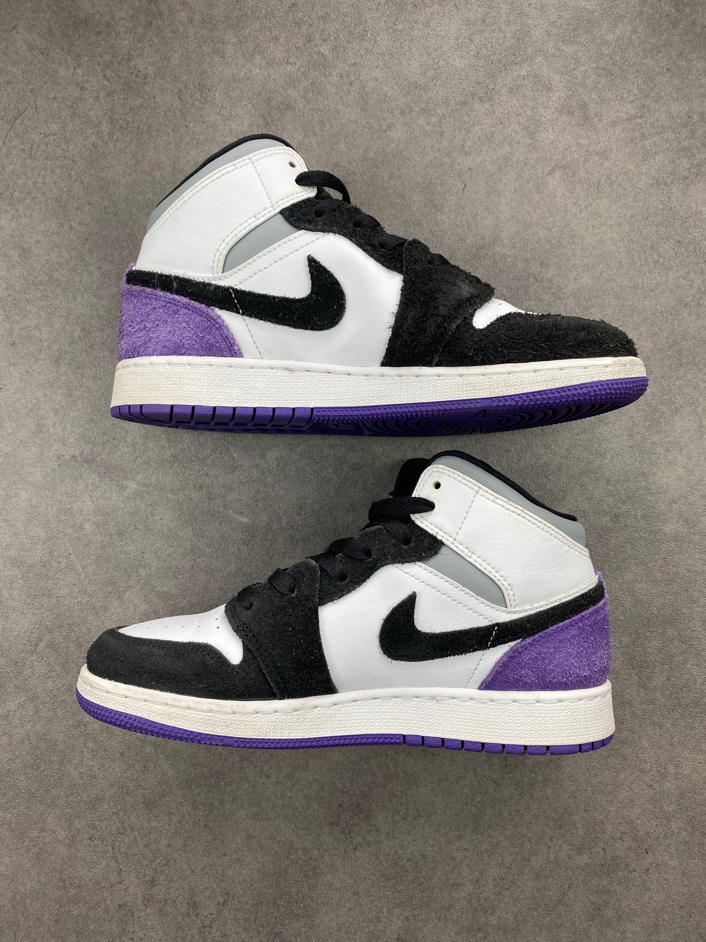 Jordan 1 Mid SE Purple (GS)