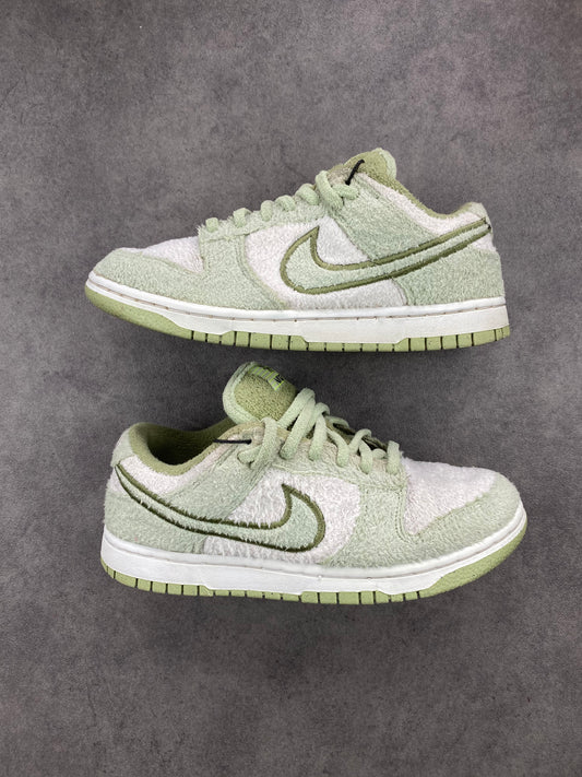 Nike Dunk Low SE Fleece Pack Honeydew