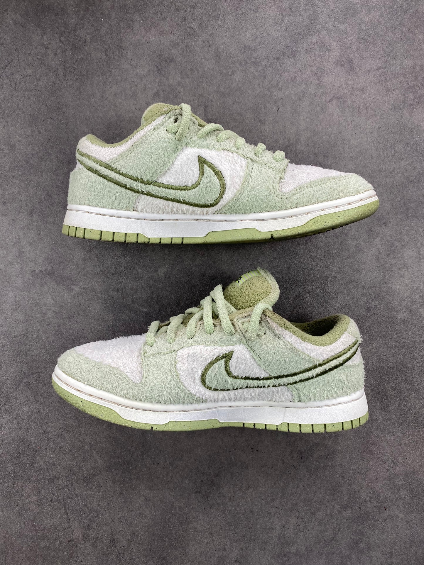 Nike Dunk Low SE Fleece Pack Honeydew
