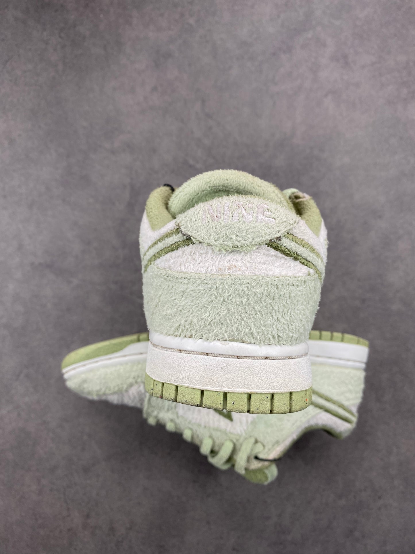 Nike Dunk Low SE Fleece Pack Honeydew