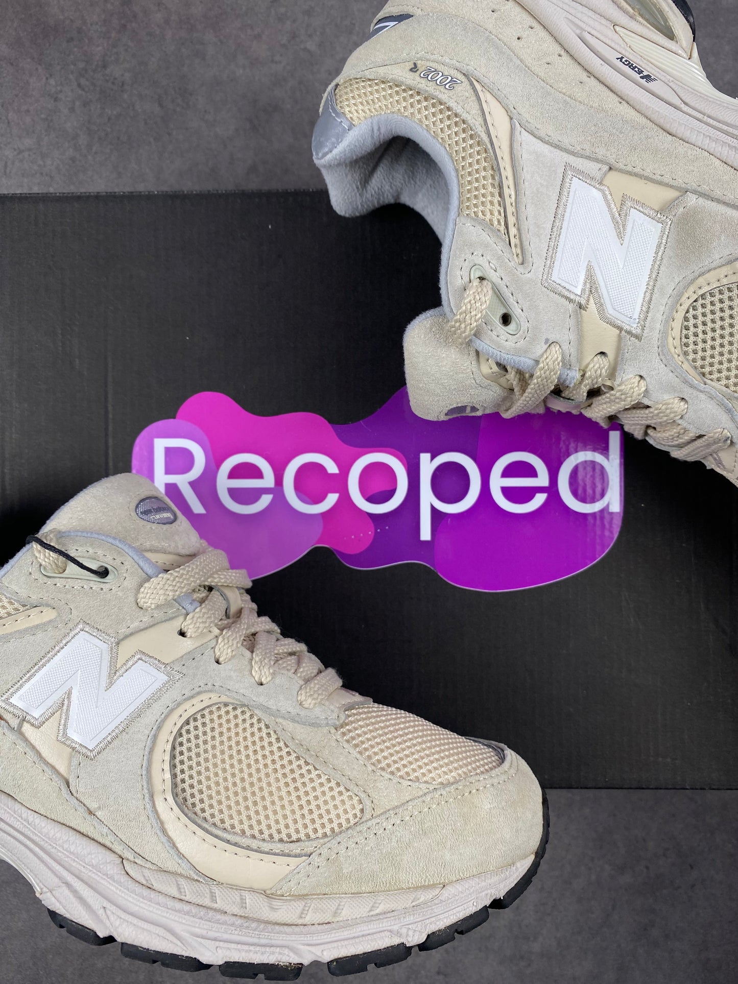 New Balance 2002R Bone Light Aluminium