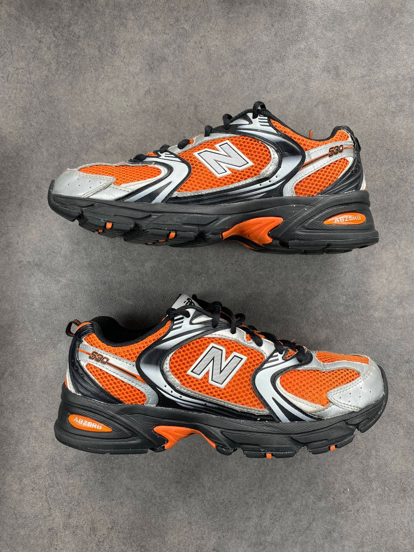 New Balance 530 Black Orange